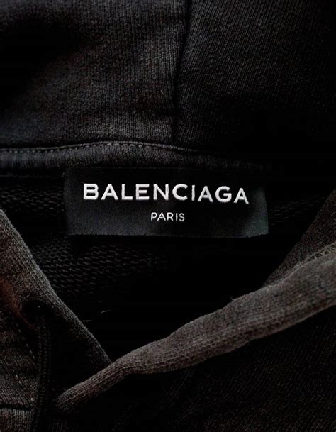 balenciaga tumblr wallpaper.